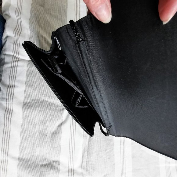 Ivana Trump Shoulder Bag Box Purse Book Design Black/Gold Satin - Picture 4 of 7